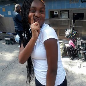 Meet your Posher, Olivia